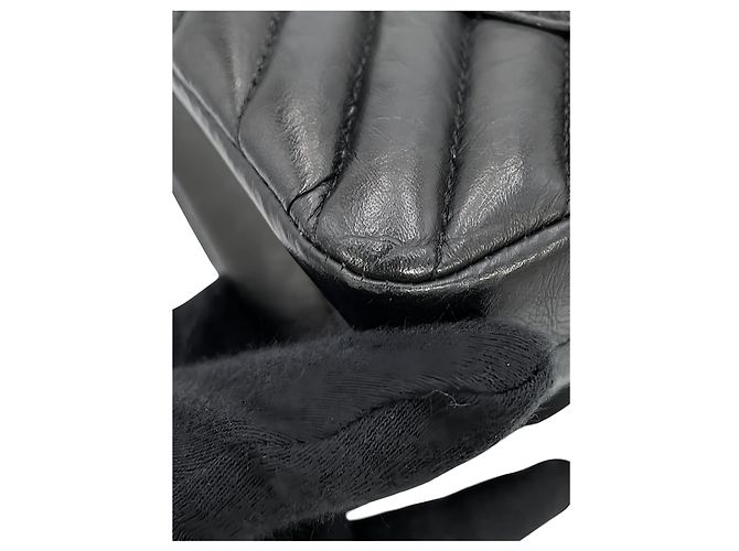 Chanel Black Chevron Lambskin So Black Reissue 2.55 Double Flap 225 - vista 10