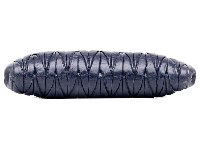 Clutch Miu Miu Blue Matelassé Nappa - vista 3