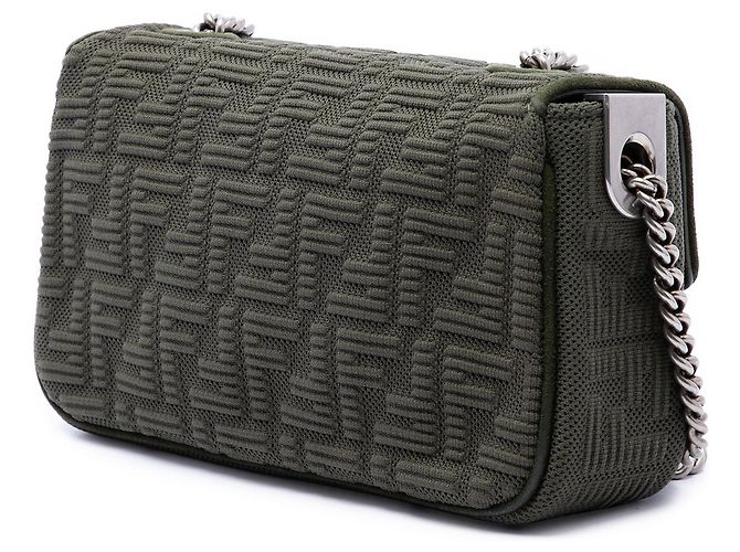 Fendi Baguette Midi-Tasche aus grünem technischem Gewebe mit Zucca-Prägung und Kette - Ansicht 2
