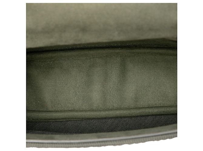 Fendi Baguette Midi-Tasche aus grünem technischem Gewebe mit Zucca-Prägung und Kette - Ansicht 4