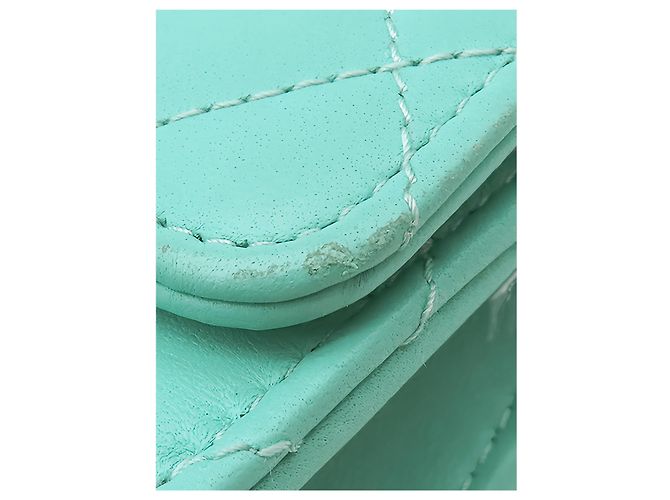 Borsa Chanel Mini in pelle di agnello matelassé verde con manico a catena - vista 11