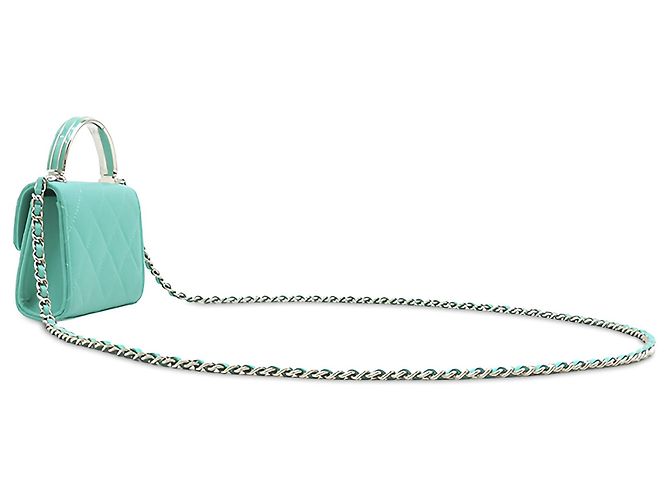 Borsa Chanel Mini in pelle di agnello matelassé verde con manico a catena - vista 2