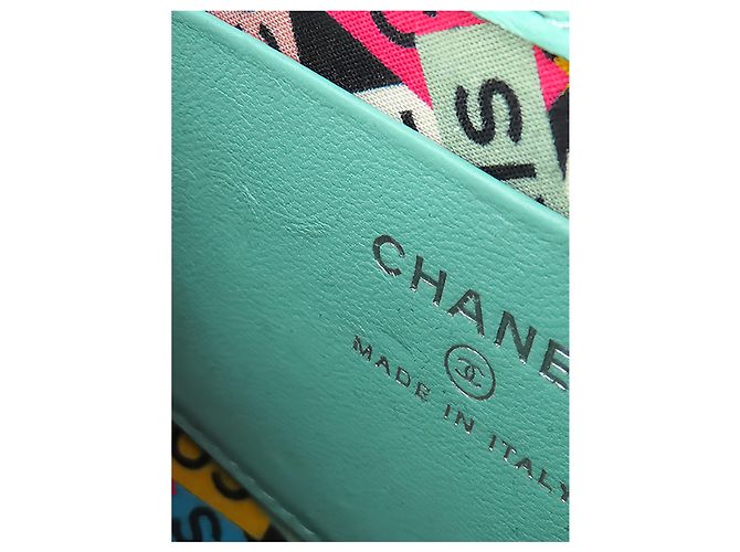 Borsa Chanel Mini in pelle di agnello matelassé verde con manico a catena - vista 5