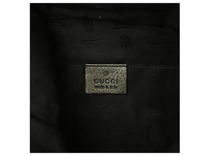 Bamboo Clutch Lucy com aba Gucci em pele de vitelo preta e borla de bambu - vista 5