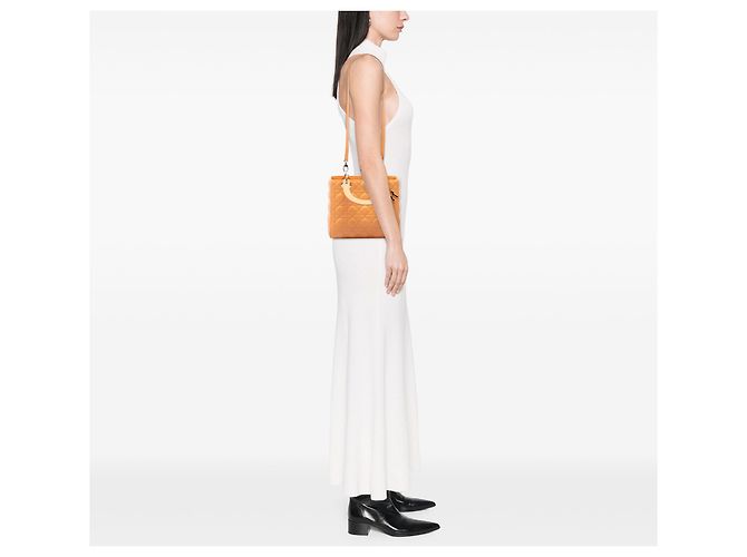 Dior Orange Medium Lambskin Cannage Lady Dior - vue 6