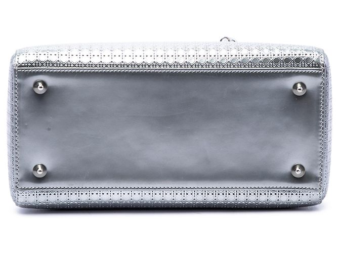 Dior Silver Medium Metallic Patent Microcannage Lady Dior - vista 3