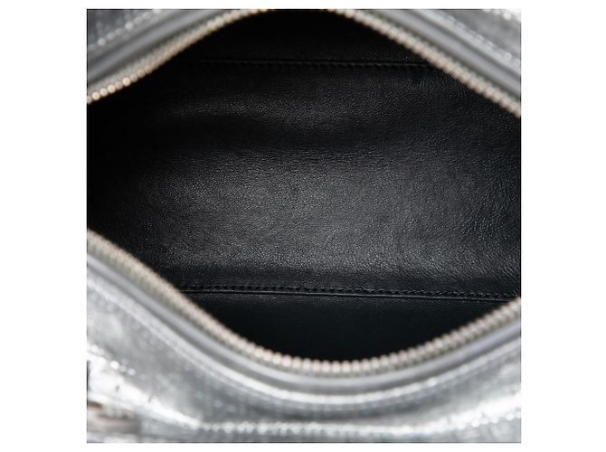 Dior Silver Medium Metallic Patent Microcannage Lady Dior - vista 4