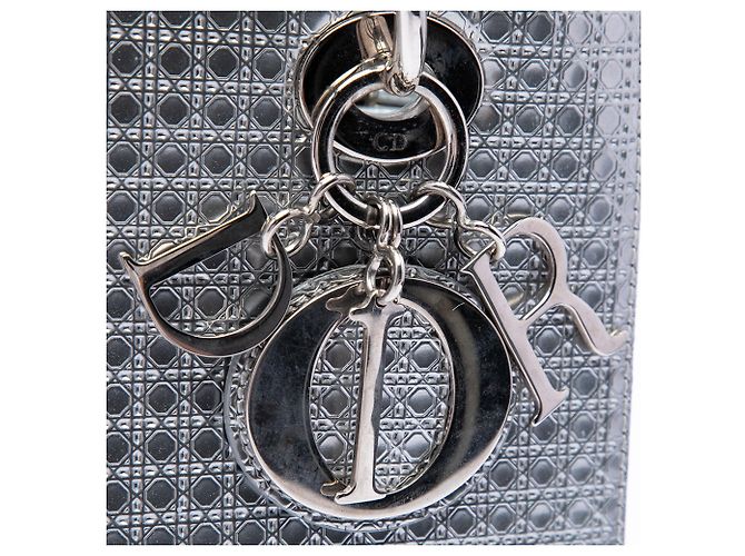 Dior Silver Medium Metallic Patent Microcannage Lady Dior - vista 5