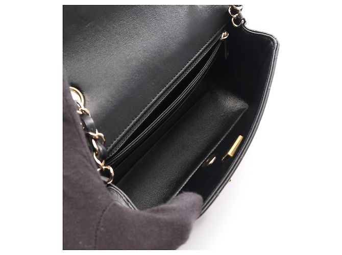 Borsa a tracolla Chanel Mini Matelassé 20 Cruise Collection - vista 3