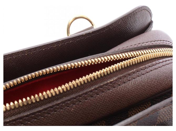 Louis Vuitton Triana Handtasche - Ansicht 9