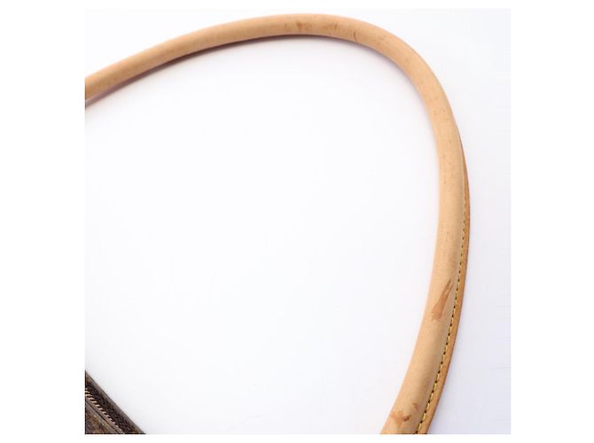 Sac à épaule Louis Vuitton Looping GM Monogram - vue 8