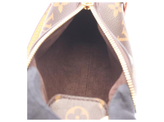 Bolso de mano Louis Vuitton Side Trunk PM Monogram - vista 3