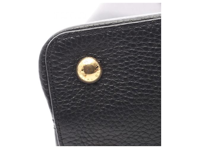Louis Vuitton Capucines MM 2-Way Handtasche - Ansicht 13