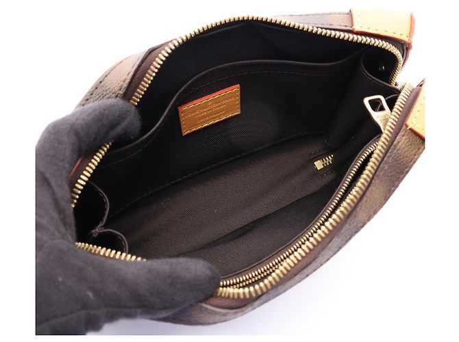Sac à épaule Soft Trunk Louis Vuitton - vue 3