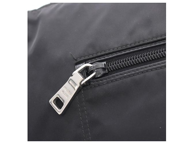 Bolso de hombro Prada TESSUTO en negro - vista 10