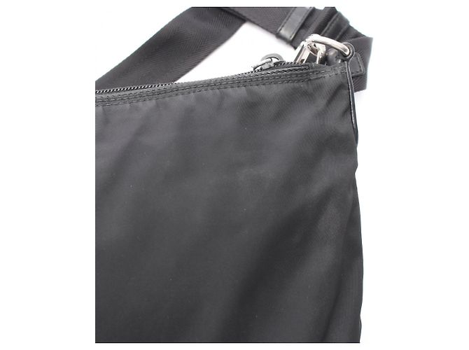 Bolso de hombro Prada TESSUTO en negro - vista 11