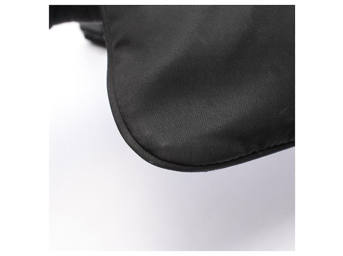 Bolso de hombro Prada TESSUTO en negro - vista 8