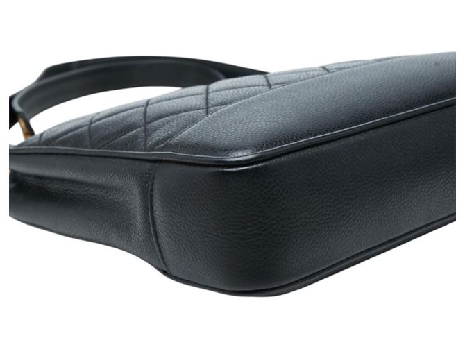 Borsa Tote Chanel Matelassé in pelle caviar nera - vista 5