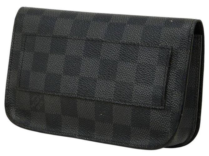 Louis Vuitton Damier Graphite Ceinture Pochette Homme - view 2