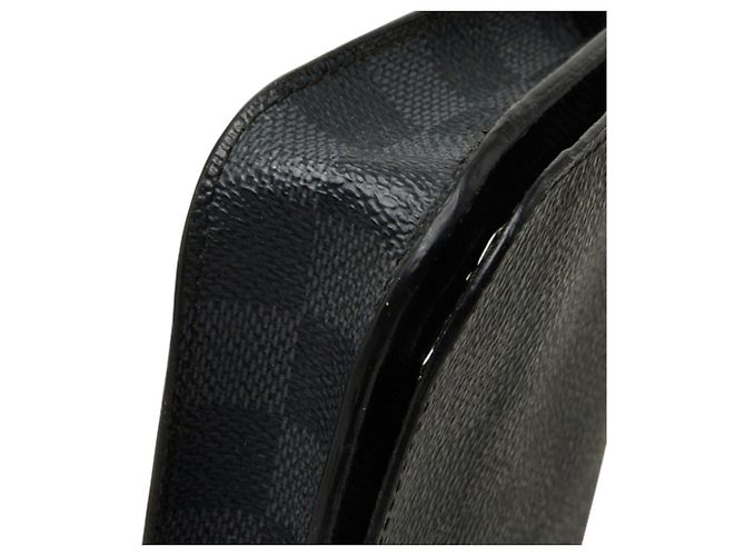 Louis Vuitton Damier Graphite Ceinture Pochette Homme - view 5