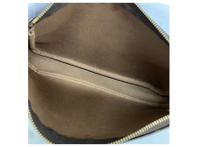 Louis Vuitton Monogram Panda Pochette Accessoires - vista 4