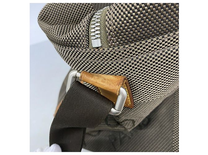 Sac Louis Vuitton Boston Damier Géant Souverain - vue 11
