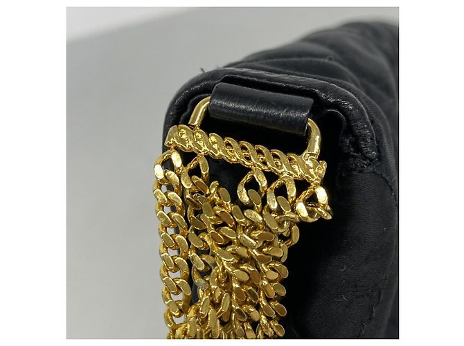 Chanel Matelassé Schultertasche mit Kette - Ansicht 10