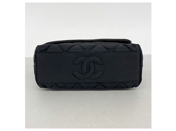 Chanel Matelassé Schultertasche mit Kette - Ansicht 3