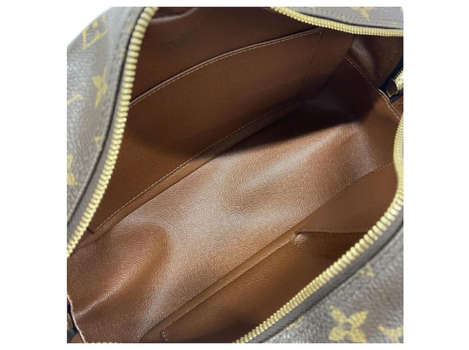 Bolso de hombro Louis Vuitton Monogram Cite MM - vista 4