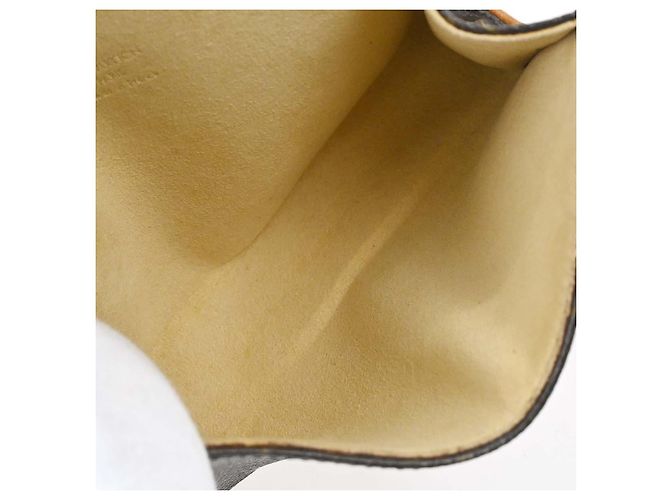 Louis Vuitton Florentine Waist Monogram Canvas - vista 3