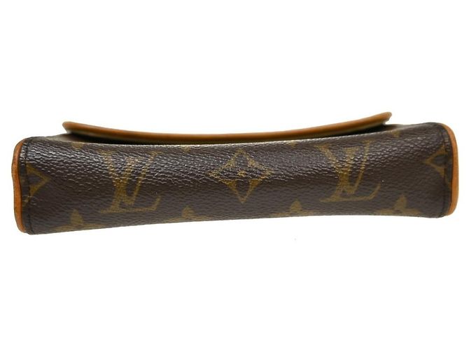 Louis Vuitton Florentine Waist Monogram Canvas - vista 5