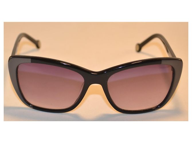 Carolina Herrera SHE649 gafas de sol de acetato negro - vista 2