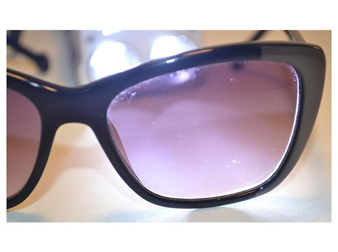 Carolina Herrera SHE649 gafas de sol de acetato negro - vista 9