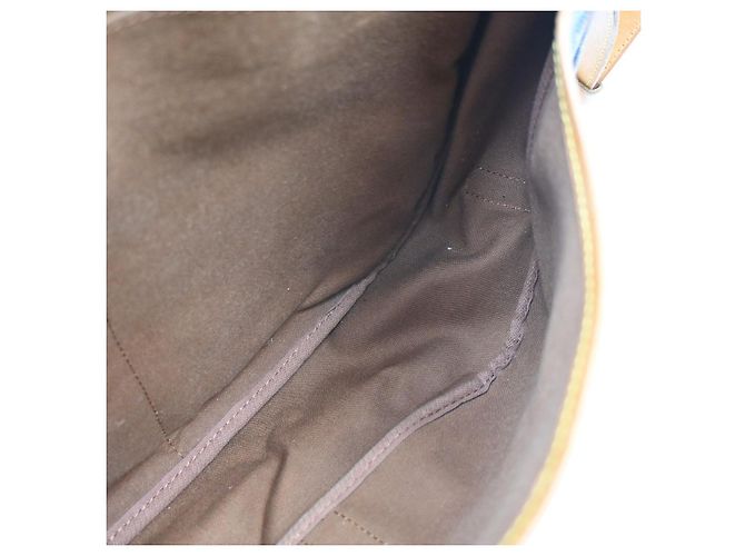 Louis Vuitton Saumur Monogram Canvas 35 - vista 3