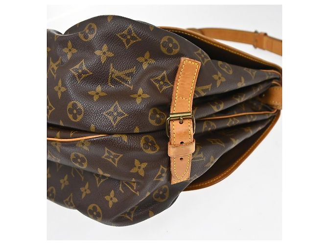 Louis Vuitton Saumur Monogram Canvas 35 - vista 7