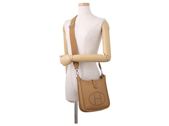 Hermès Hermes Evelyne 3 23 Biscuit Schultertasche - Ansicht 4