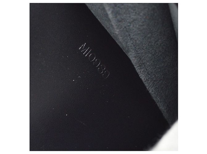 Louis Vuitton Pont Neuf Epi Leather PM - vista 5