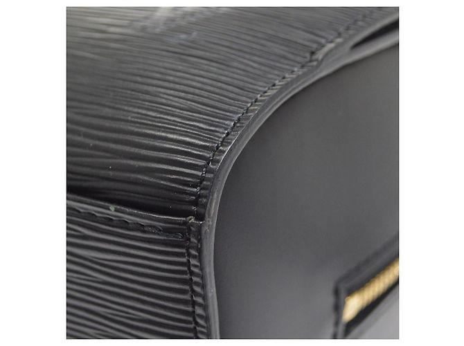 Louis Vuitton Pont Neuf Epi Leather PM - vista 7