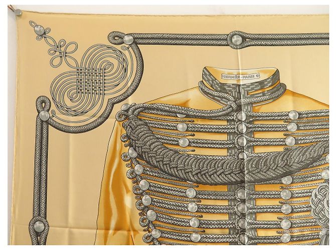 Hermès FOULARD HERMES BRANDEBOURGS CATY LATHAM CARRE 90 CM SETA BEIGE - vista 2