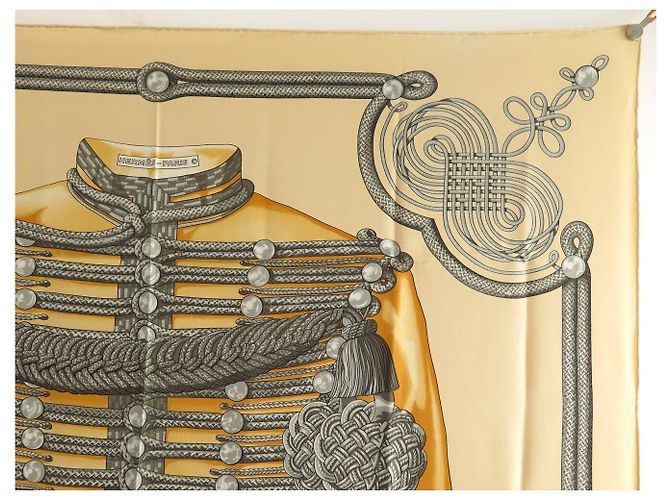 Hermès FOULARD HERMES BRANDEBOURGS CATY LATHAM CARRE 90 CM SETA BEIGE - vista 3
