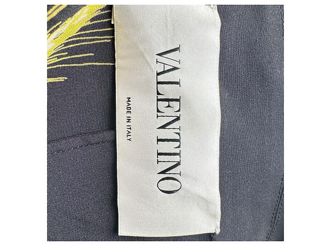 Valentino Garavani Mono Valentino con estampado floral en seda negra - vista 10