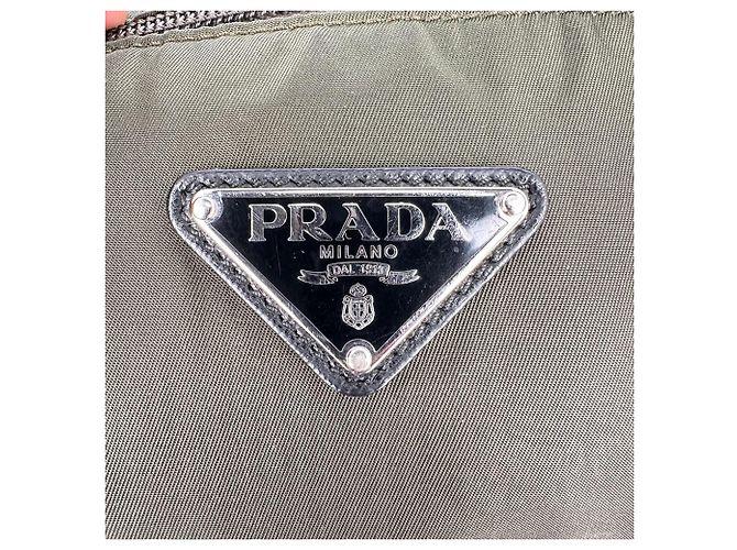 Borsa Tote Prada Militare Vela in Nylon e Pelle Saffiano in Nylon Olive Green - vista 5