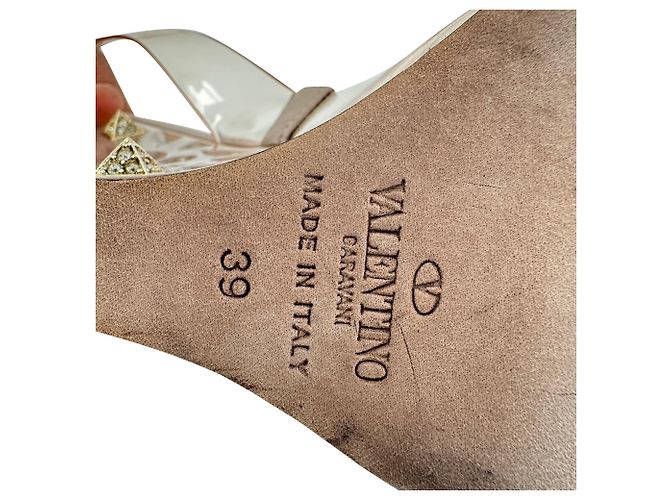 Décolleté wedge slingback Rockstud trasparenti Valentino Garavani in PVC Beige - vista 8