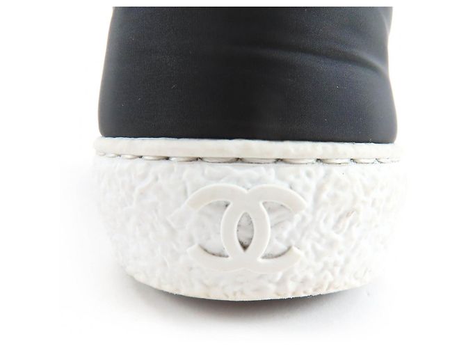 CHANEL COCO Mark High Cut Sneaker aus Stoff - Ansicht 8