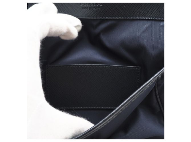 Bolsa de ombro porta-celular em couro Saffiano Prada - vista 13