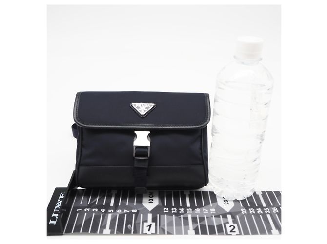 Bolsa de ombro porta-celular em couro Saffiano Prada - vista 3