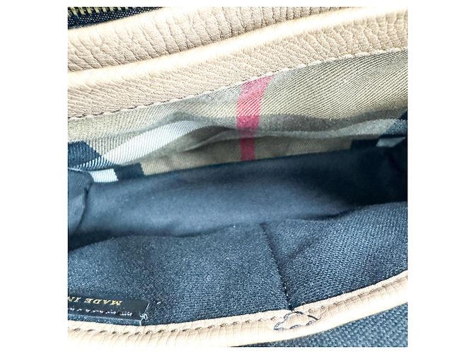 Burberry Camberley Top Handle Leather Small - vista 5