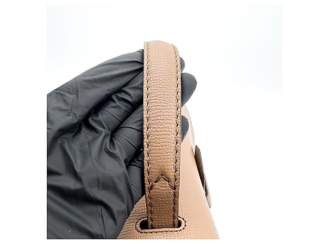 Burberry Camberley Top Handle Leather Small - vista 7