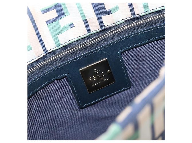 Fendi Logo Zucca Nylon Medium - vista 6