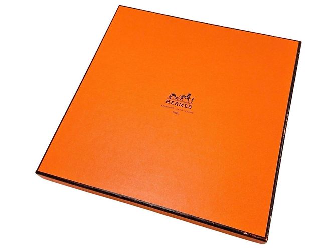 Hermès HERMES LE MORS A LA CONETABLE Seidentuch - Ansicht 11